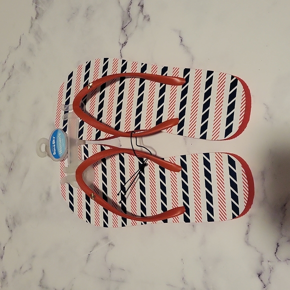 Women's Flip-flops - Picture 1 of 2